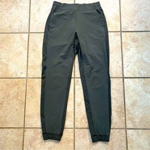 Athleta green Brooklyn jogger